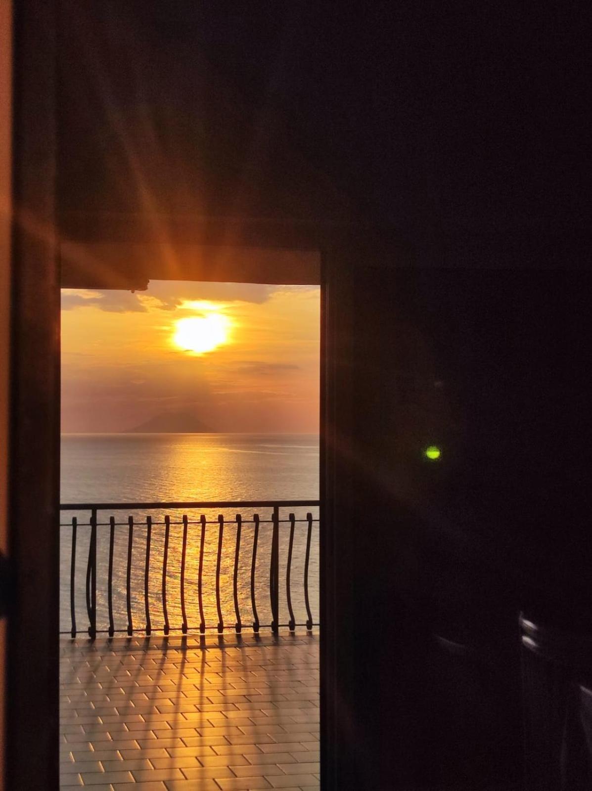 Ferienwohnung Residenza Stefanelli Capo Vaticano Exterior foto